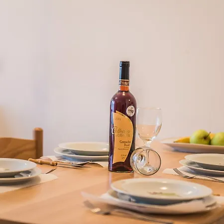 Jere Near Sea Apartment *